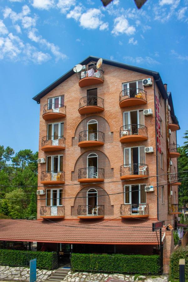 Hotel Evrazia Ureki Luaran gambar